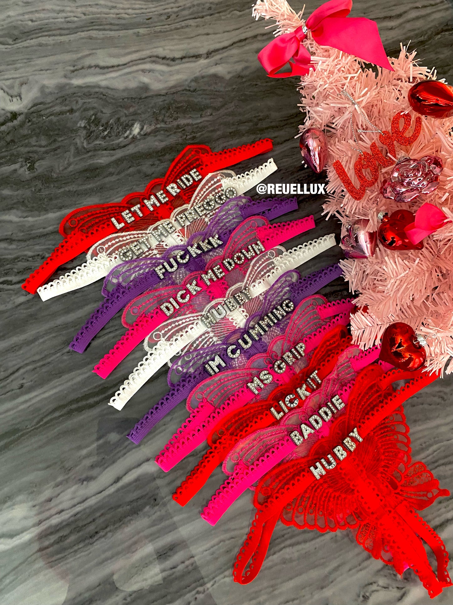 UNIQUE SILVER LETTER DROP